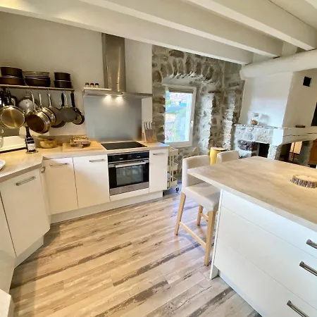 Tatil Evi De Groupe 160m2, 15p, Salle De Reception, Jardin, Terrasse *